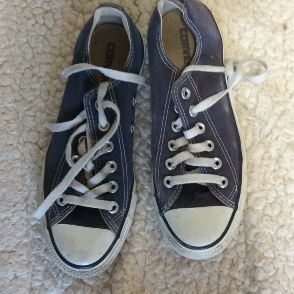 Dark blue converse